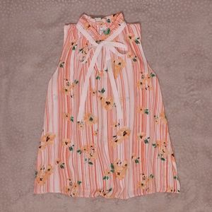 NWOT Elle Ribbon Self Tie Floral Blouse